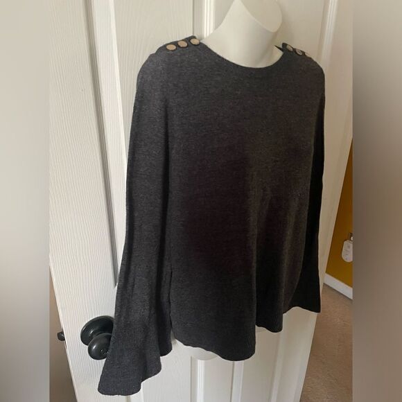 Women’s Loft Sweater. Gray /wide Sleeves Size XS - Picture 2 of 7